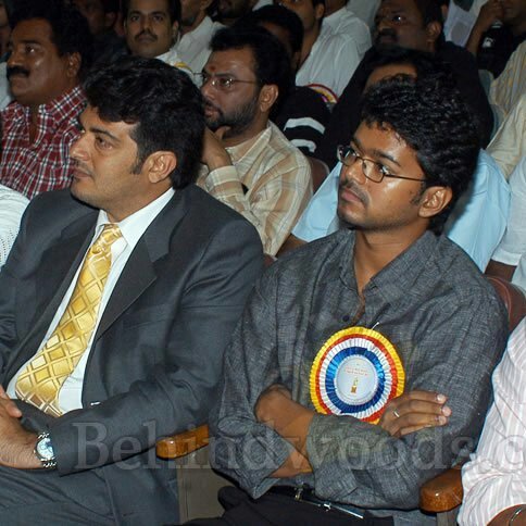 thalavinoththa3's tweet photo. Happy birthday by #Thala fan 

#HBDEminentVijay 

#HBDvijay_THALAfans https://t.co/5ETuHBDGms