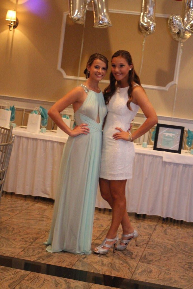 micaelaquiinn's tweet photo. wishing a very happy 18th to my gorgeous best friend ! love you so much jens💛😽  @jconanan21 https://t.co/ZxsIOTdOzL