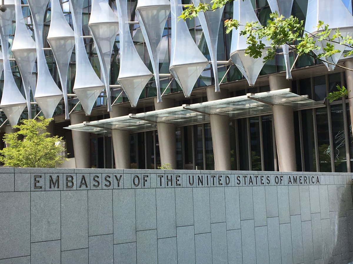 drsarahmain's tweet photo. A pleasure to visit the US Embassy today to discuss science and the UK economy #CaSEforresearch @USAinUK @sciencecampaign https://t.co/1PdzjtXTXH