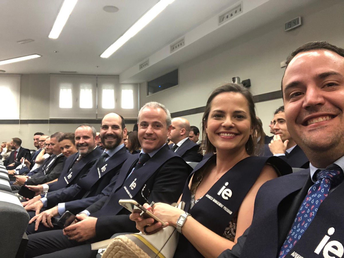 FrSardina's tweet photo. Enhorabuena a la VIII promoción #IEAMP Murcia de alumnos #AltaDirecciòn @IEExecEducation graduados ayer con el Rector Magnifico @IEuniversity y Decano Claustro de @IEbusiness D.Salvador Carmona para seguir liderando la transformación de las empresas. https://t.co/ibXAVXjVI6