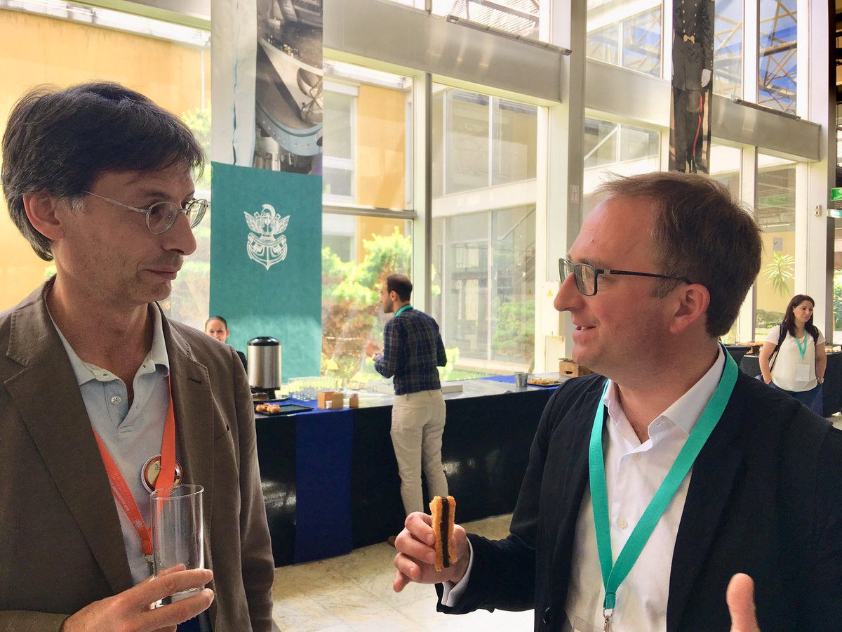 HECKnowledge's tweet photo. « On travaille beaucoup sur l’expérience. On ne fait pas que des hôtels mais des lieux de vie et d’échanges. On a commencé à placer des hôtels éphémères #FlyingNest au cœur de festivals (#WeLoveGreen #24hDuMans...) », @Damien_P69 @Accor avec #HECprof @thomasparis5 #RnDParis2019 https://t.co/ITeNy60S8t