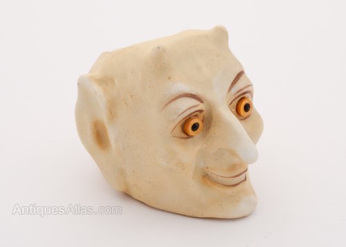 antiques_atlas's tweet photo. Unusual German Porcelain Devil's Head Matchstriker #antiques listed by kingsdown antiques https://t.co/hfgs09BWeZ https://t.co/SN3WkwHlcy #Matchstriker #GermanPorcelain https://t.co/DttQ2KzZ6x