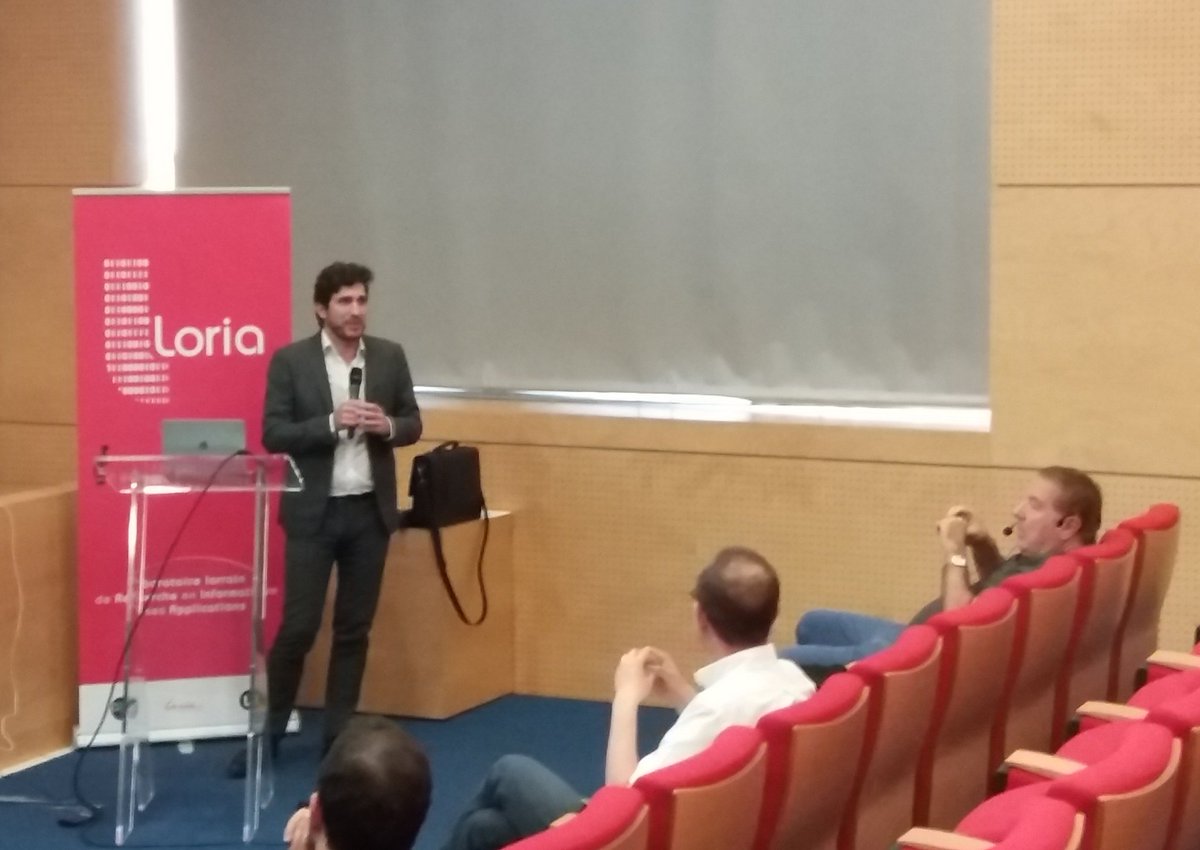 labo_Loria's tweet photo. Cet après-midi le #colloquiumLoria se poursuit avec Ian F. AKYILDIZ, professeur à @GeorgiaTech "#Internet of Space based on New #CubeSats Design and SDN/NFV Architecture" #informatique @Univ_Lorraine @CNRS_Centre_Est @INS2I_CNRS @Inria_Nancy https://t.co/B6ysvpRoeT