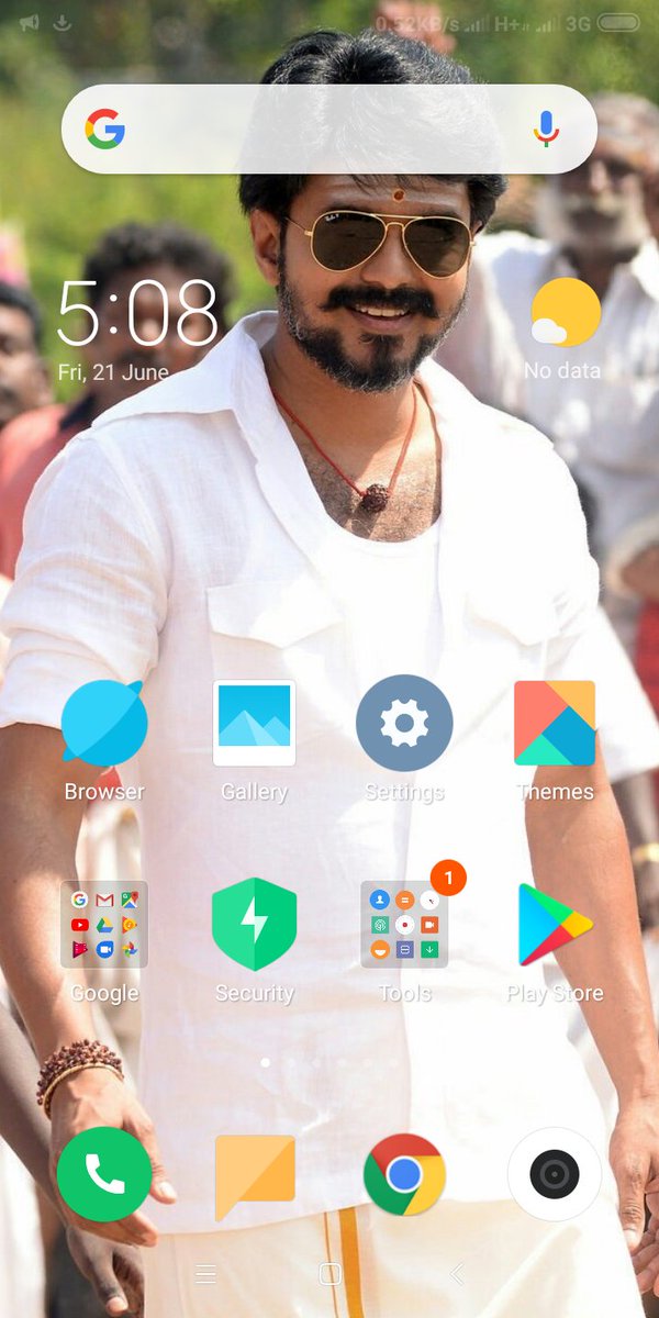 vijayForLife11's tweet photo. Still now my mobile #lock_screen and #home_screen wallpapers. The mode going to end within one hour. Ready to change with #thalapathy63fl . #Thalapathy63 #ThalapathyVIJAY #Vijay
#HBDEminentVijay https://t.co/gRk4p3zfjc