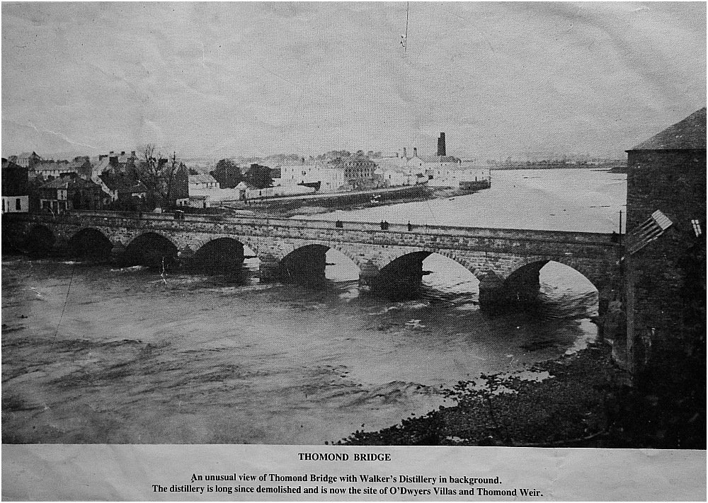 SeaghdhaO's tweet photo. Page from History #ThomondBridge and beyond in #Limerick https://t.co/Fzd1TajWn1