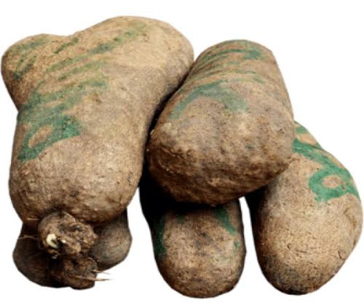 myfoodangels's tweet image. Now isn&apos;t the best time to buy yams in bulk! They tend to rapidly go bad this season as new yam is just about to be harvested! Better to buy what could last you a week or two at most. 
#mile12marketwoman 
#mile12