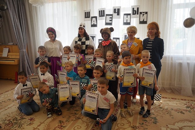 #СетевойДомМонтессори #Трехгорный провёл городской Шашечный турнир с детьми старшего дошкольного возраста. Мероприятие организовано в соответствии со стандартами #ШколаРосатома. Главными были - ИГРЫ С ПРАВИЛАМИ!