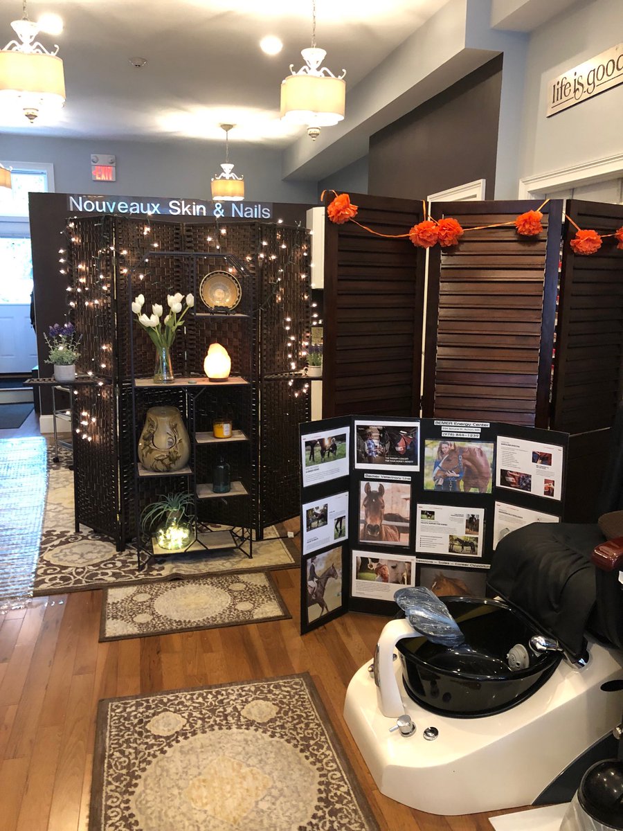 Bella_and_Bling's tweet image. Pre-festivities and sessions before grand opening of the Bemer Energy Center at Nouveaux Skin &amp;amp; Nails, Acton, MA 
#BEMERforEnergy
#goodtimes
#bettercirculation
#gamechanger