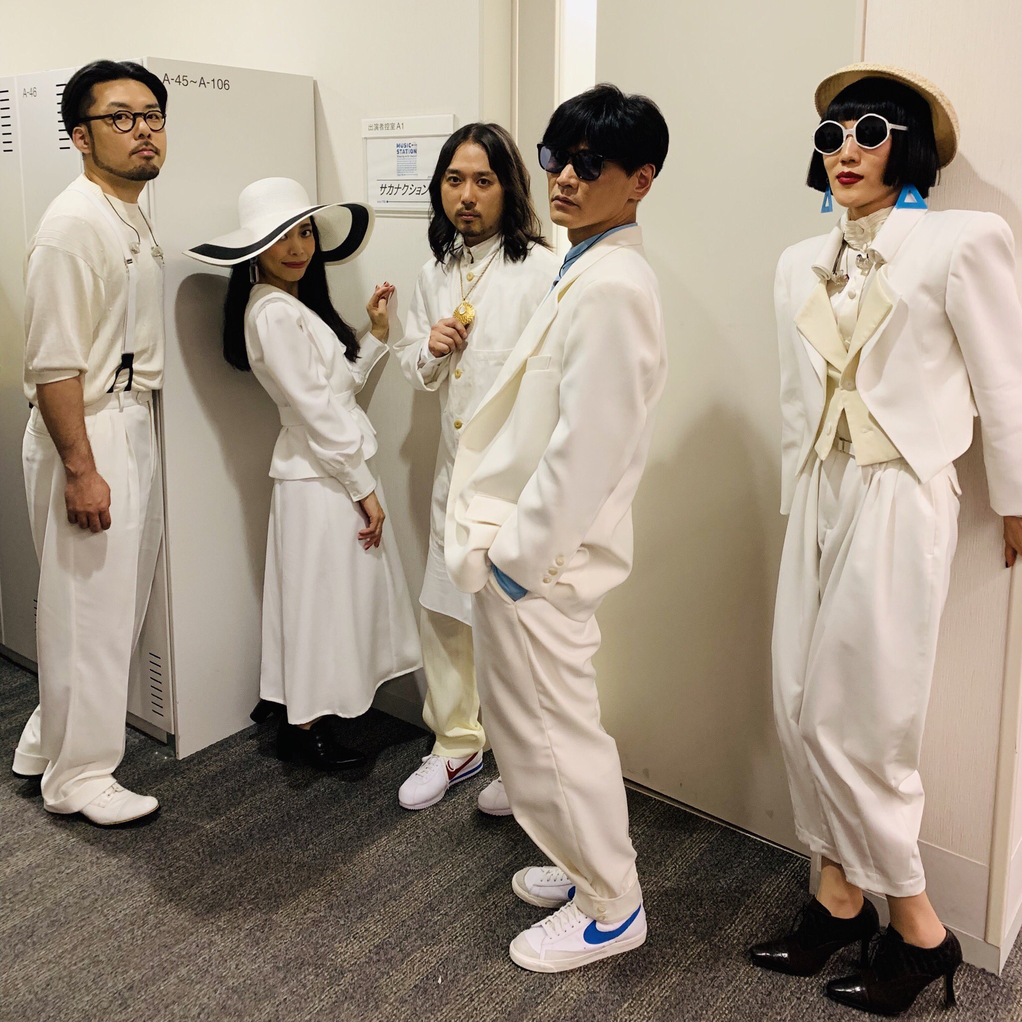 サカナクション Sakanaction サカナクション 忘れられないの ミュージックステーション でテレビ初披露しました 80年代前半の質感描写にこだわったミュージックビデオをテレビ番組としてセルフオマージュしました 本日公開したmvも 改めてご覧