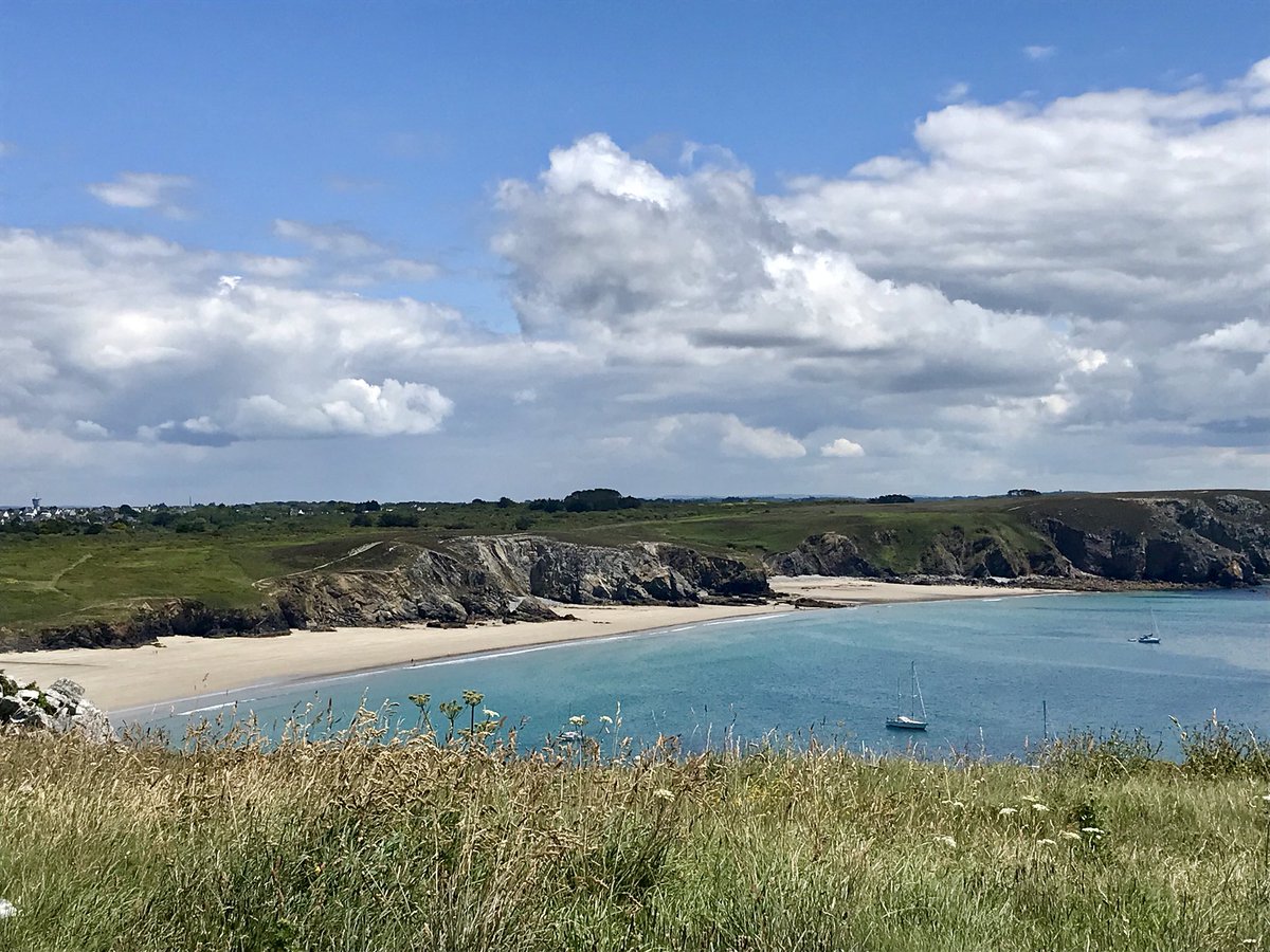 Dîner avec vue! 😍#bretagne #pointedepenhir