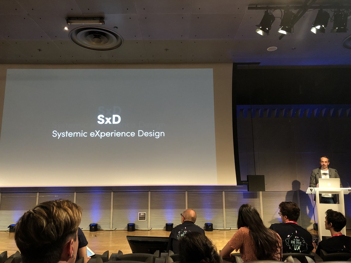 #systemic, le mot du jour aux #UXDays19 ? <a href="/flupa/">Flupa</a> @wax_int