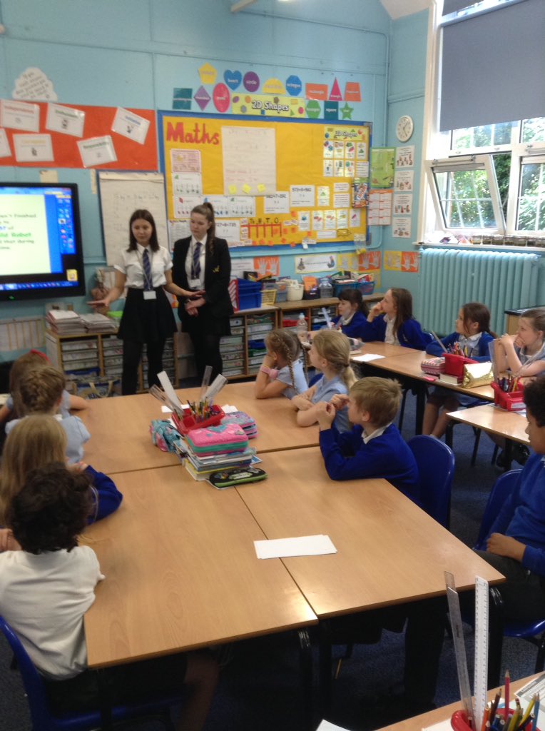 latimerprimary's tweet image. #latimerartsweek #LatimerMusic #ClassPK 

We welcomed two pupils from Martin High School to help us celebrate World Making Music Day.