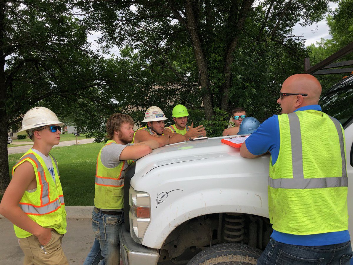 BoomerangCorp's tweet photo. Taking part in the Trench Safety Stand Down
@NUCA_National @OSHA_DOL @NAXSAorg https://t.co/ySf1xWfk2P