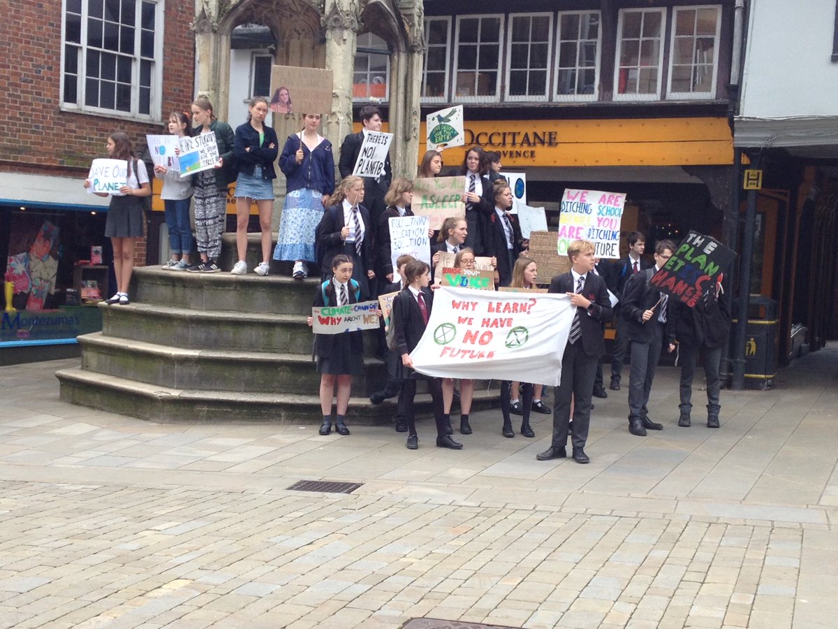 Paul Coverdale tweet media