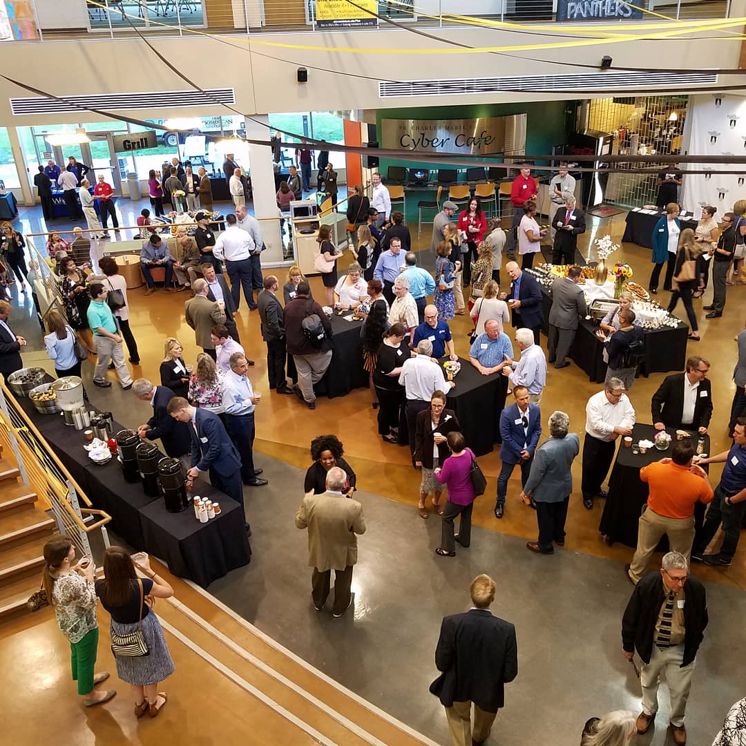 ohiodominican's tweet photo. Good morning! What a great turn out for today's Breakfast with Business First! Whether it's your first visit to campus or one of many, welcome to ODU! We're always happy to host our friends from @columbusbiz1st. #lifeincbus #ColumbusBusinessFirst #breakfast #GriffinStudentCenter https://t.co/cHDK6rWLDq