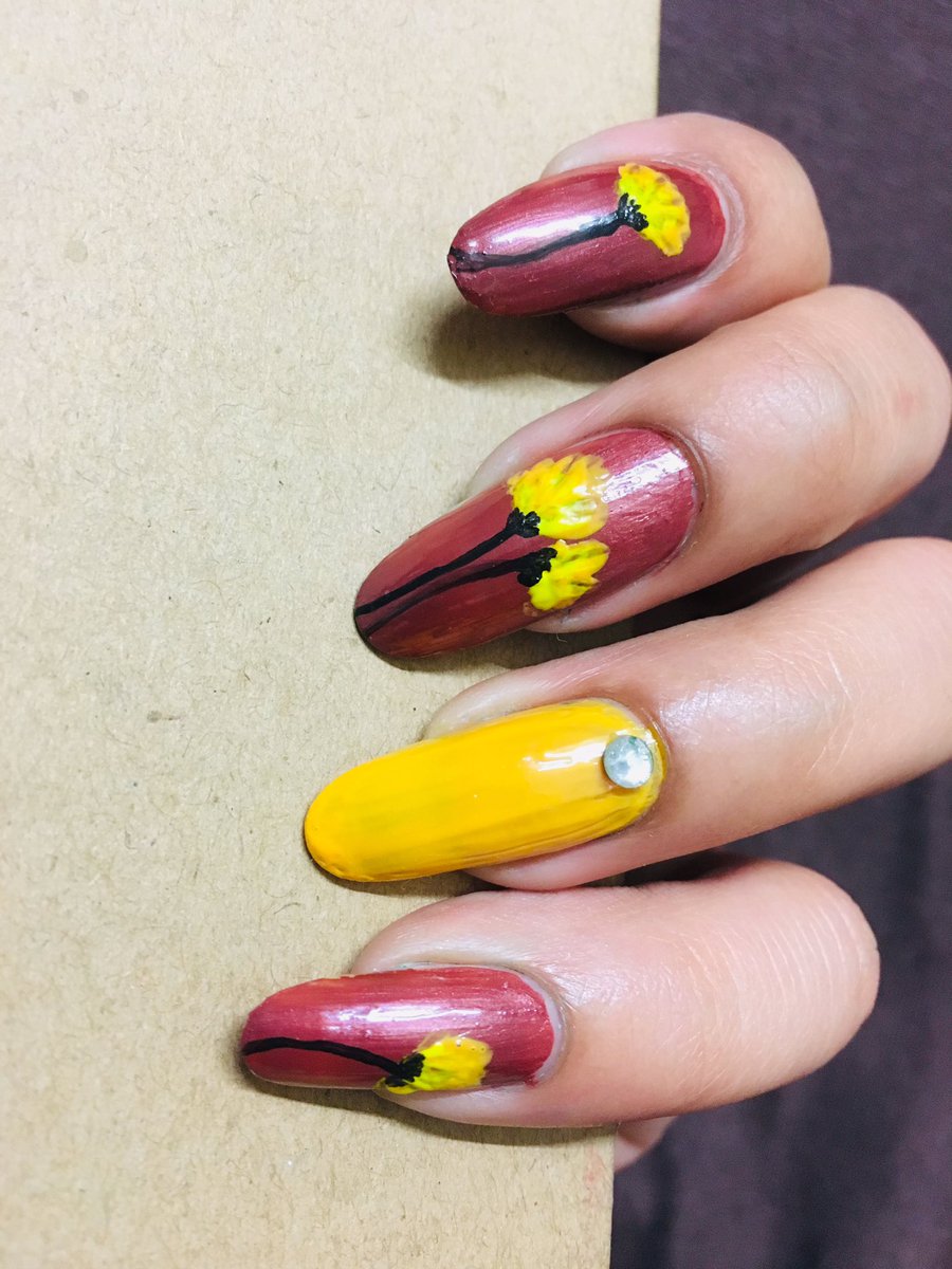 FreewayOf's tweet image. Cute and Easy Nail Art Design ❤️❤️ Please Subscribe us On Youtube and Follow us on #instagram  #facebook  and #pinterest  😘😘