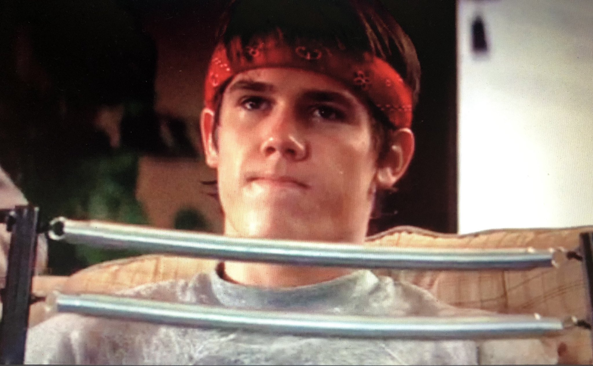 エメットxl ブラウン Twitter ನಲ ಲ 若い頃のkを演じてる ジョシュブローリン は最近では アベンジャーズ の サノス や デッドプール の ケーブル 役でおなじみだけど 80年代の映画で育った我々には グーニーズ の マイキー のお兄ちゃんなんだよね