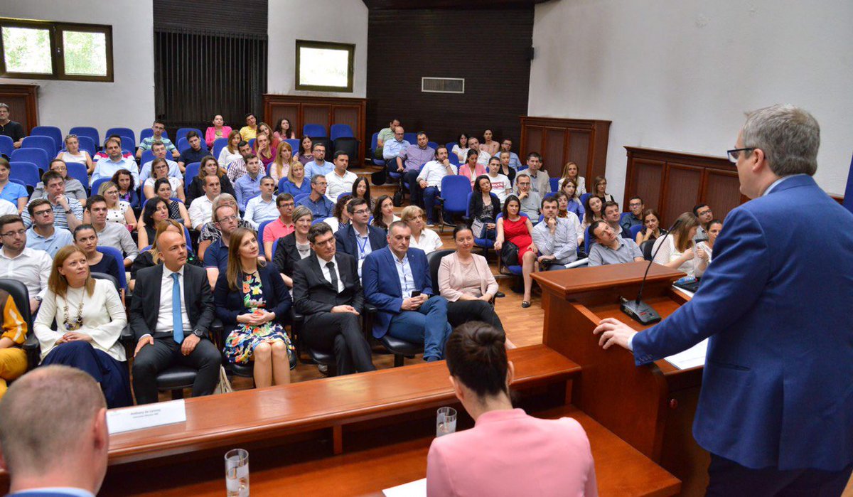 The professors, students and young financial professionals today had the opportunity to debate with the executive directors of IMF and WB <a href="/A_De_Lannoy/">Anthony De Lannoy</a> and <a href="/koendavidse/">Koen Davidse</a>, on the topic "How to make Capitalism work for all?" #ConstituencySkopje2019