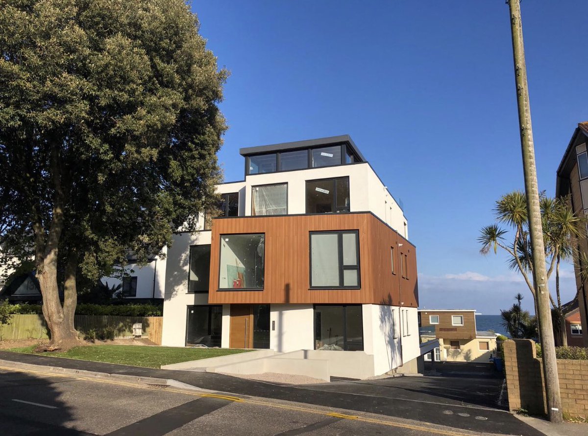 It’s completion day for one of our most prestigious loans...... #sandbanks #millionpoundproperties #bridgingloans #locationlocationlocation #Broadoakprivatefinance #luxury