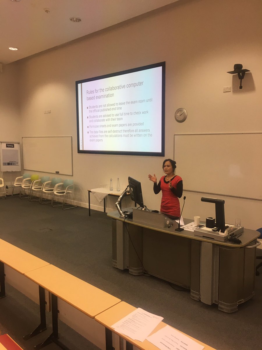 Naowarat Lewis showing us how to develop collaborative assessment at #FBLShowcase