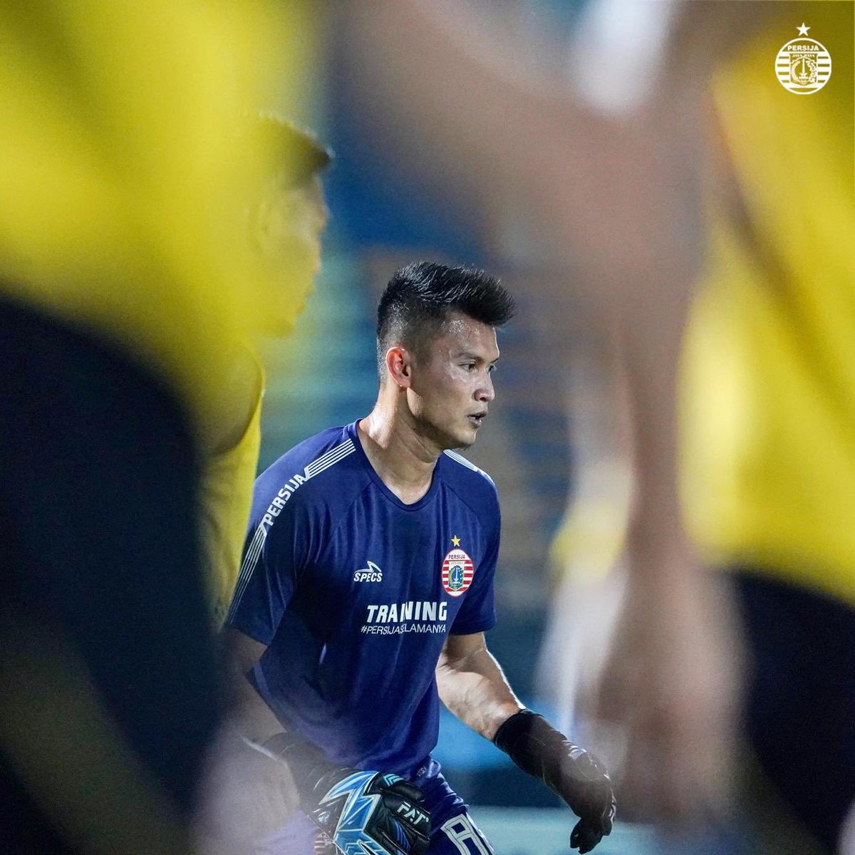 Persija_Jkt's tweet photo. Official training jelang laga besok malam di Stadion Surajaya, Lamongan 
.
#PersijaJakarta
#ChampionsEverywhere https://t.co/6pcDl0OFaH