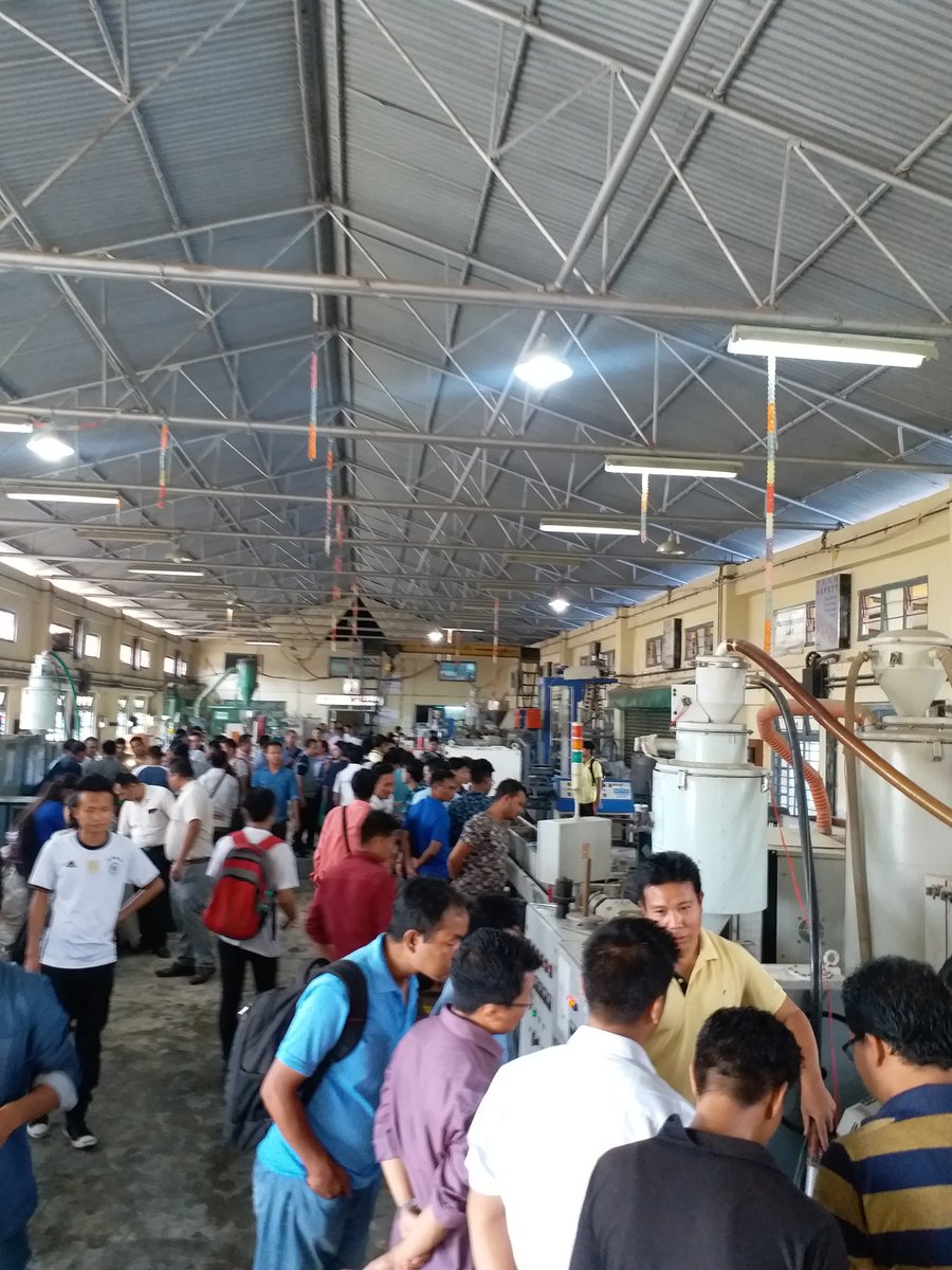 simvengcsc's tweet photo. 9 VLEs from Churachandpur district attended @2018Manipur State Level Workshop on CIPET Courses held today in Siminar Hall, @cipetimphal Campus, Industrial Estate, Takyelpat. @CSCegov_ @dintya15 https://t.co/7Li1PB4J7C