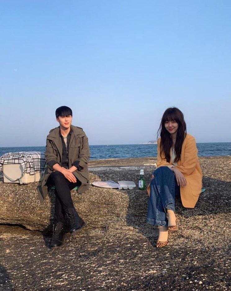 soojunglim_'s tweet photo. 🌊💛#behindthescenes #검색어를입력하세요www #모건&amp;타미 https://t.co/BMNwatEqd4