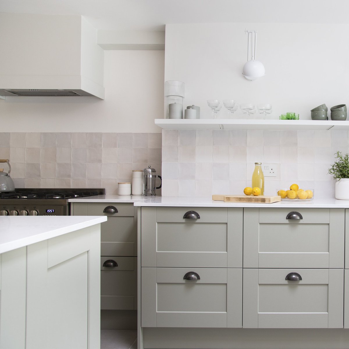 CRLstone's tweet photo. Did you spot our very own CRL Quartz Statuario Bianco on @Channel4 's @MrGeorgeClarke's Old House to New Home last night? What an amazing transformation!
@amazingtelly
πΈ @BeetsPulseThyme
#CRLquartz #CRLstone #OldHouseNewHome #Channel4 #ThorntonHeath #Streatham https://t.co/6mkXDVLU1p