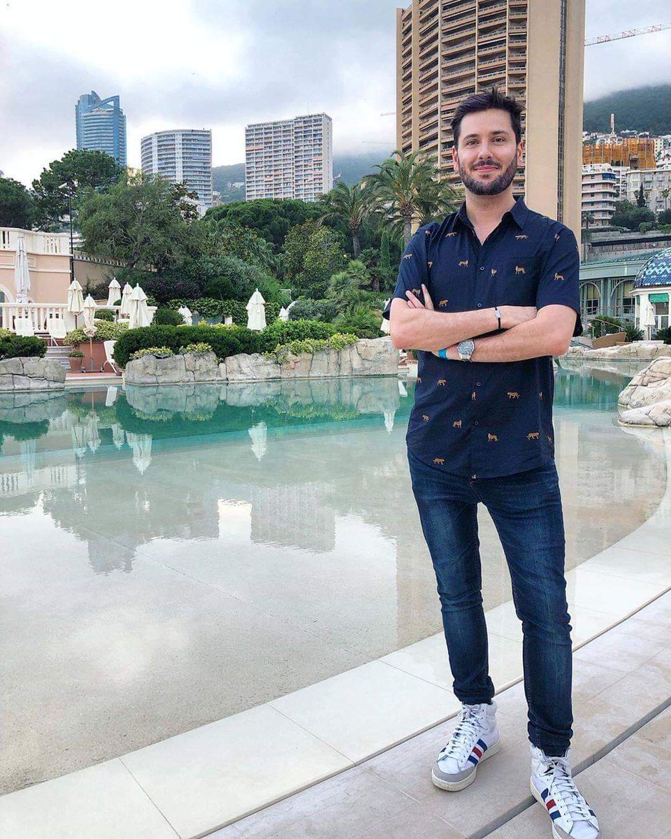 GraphicNicolas's tweet photo. @MaximeGueny 
#TPMPRefaitLAnnee https://t.co/F1G4WpJjqF