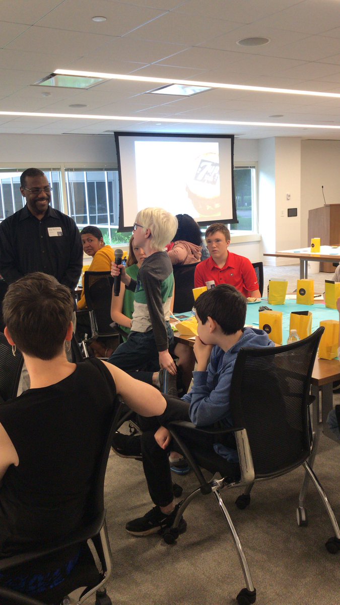 USQexperience's tweet photo. These kids on this day...their voices elevated the learning for each & every one of us in the room! Thank you for sharing your passion, your honesty and your perspective, and for your openness to learn w all of us! #USQ19 #studentvoice #edchat #112Leads #pceplearns #learnoutloud https://t.co/ZVni1nnsB1