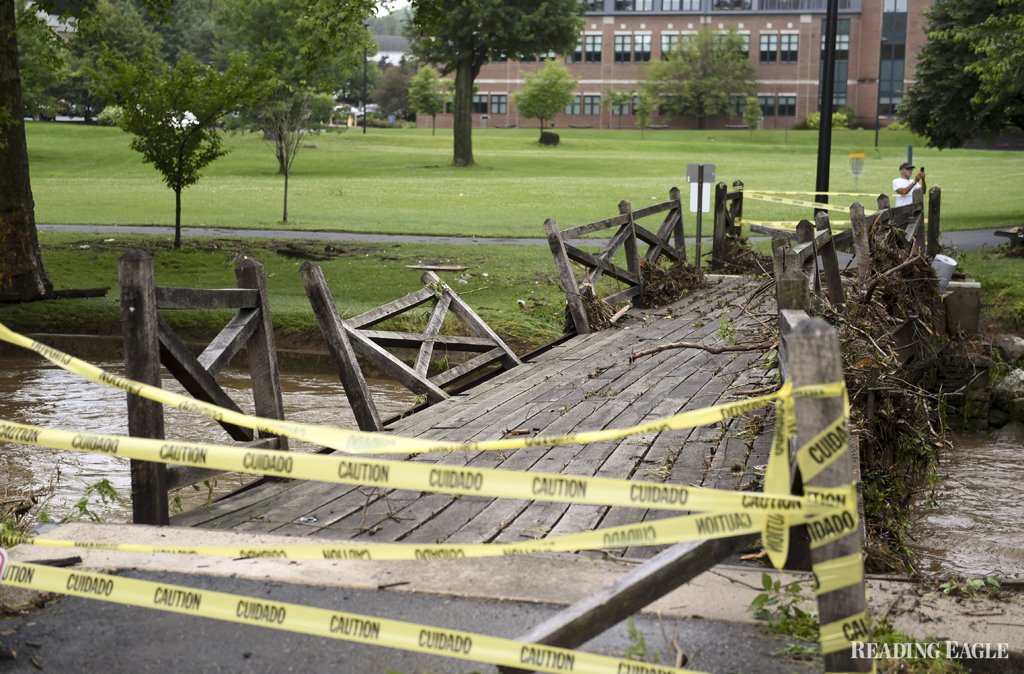 Inches of rain early Thursday morning caused flash flooding and has left #Berks feeling oversaturated. ow.ly/SZOD50uJsSV (<a href="/ReadingEagle/">The Reading Eagle</a> 📷: Lauren A. Little)