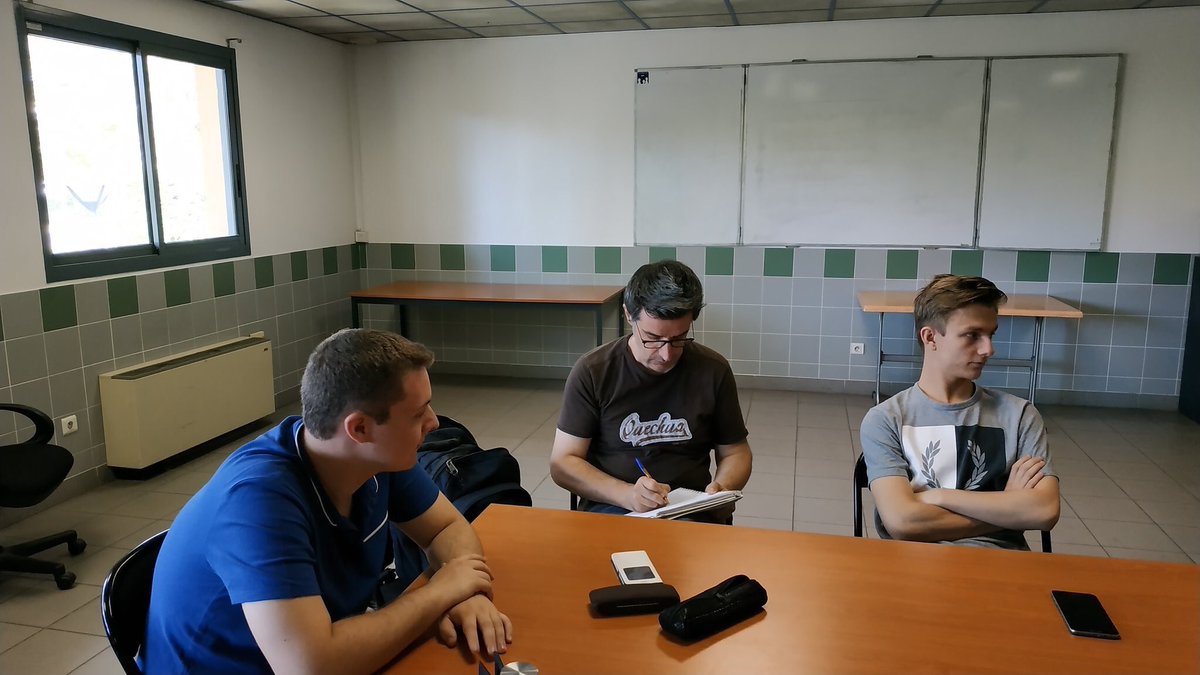 udspvar's tweet photo. Aujourd’hui 🎬 clap! De fin pour notre aventure avec nos équipes de La #cadase , après deux mois de partage et de travail nous avons clôturé ce stage, par une sensibilisation aux #GestesQuiSauvent des stagiaires.
Merci à l’équipe pour cette collaboration @SDIS83 #udsp83 #Cadase https://t.co/Ty3WWkTeP1