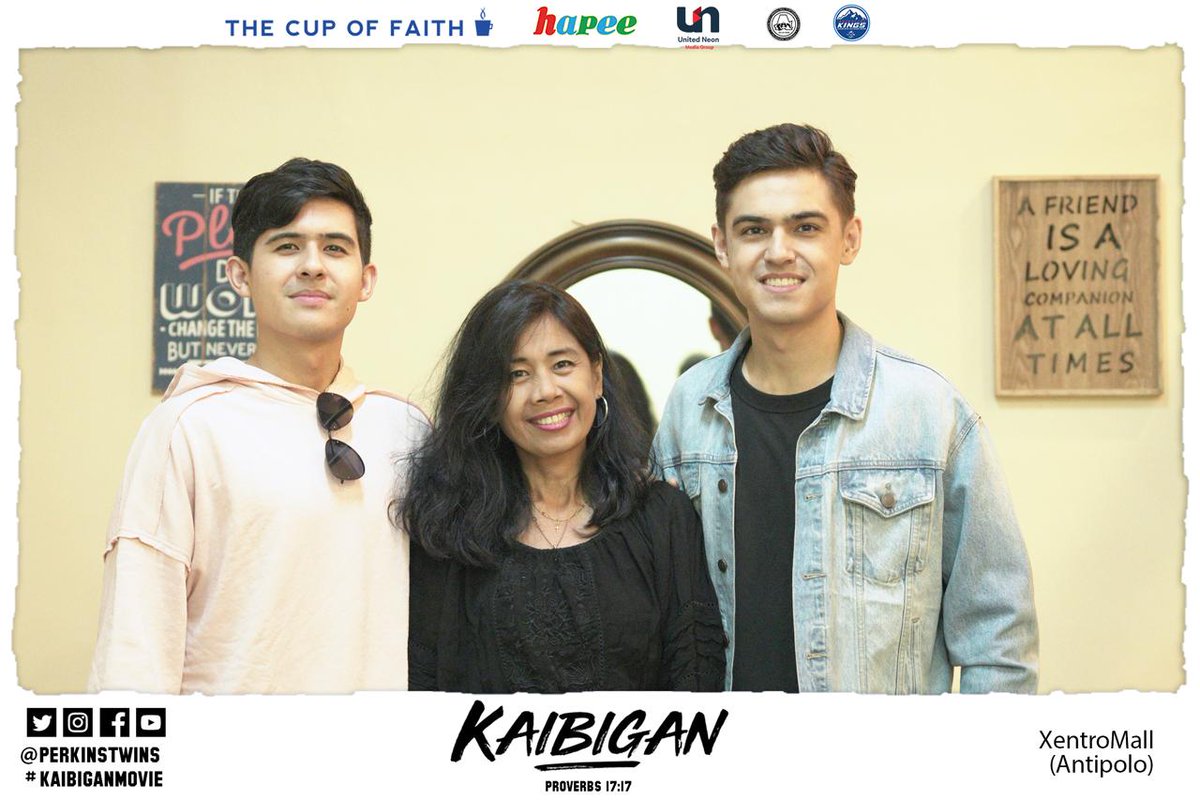 KaibiganOFC's tweet photo. Perkins Twins perform at XentroMall Antipolo - Mambugan, Antipolo City, Rizal, June 21, 2019
#kaibigan #hapee #xentromall #ngitinghapee #hapeetoothpaste #kaibiganmovie #afriendlovesatalltimes https://t.co/h9CMLpY90X