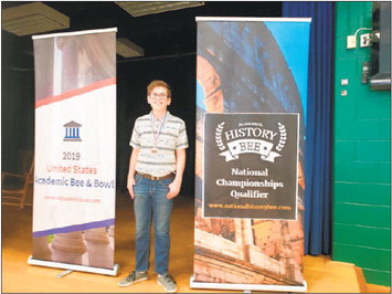 FCPSMaryland's tweet photo. ICYMI … @FCPS_ThurmontMS 6th grader Michael Metz recently competed in the National #HistoryBee 🐝 Championships in Chicago and made it all the way to the Quarter-Finals!
Way to go Michael!
We are #FCPSProud⭐!
https://t.co/MVnGsjoFJB https://t.co/C9vXXakq5G