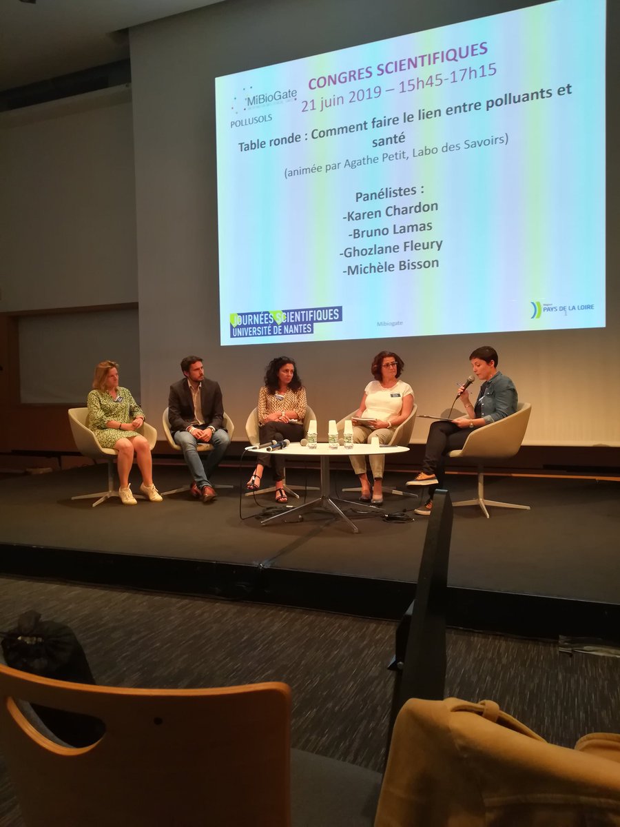 Labodessavoirs's tweet photo. Deuxième table ronde pour discuter des liens entre les polluants et la santé avec Bruno Lamas @Univ_Toulouse @Inra_France @Toxalim_E01, Ghozlane Fleury @UnivNantes, Karen Chardon @INERIS_fr @upjv et Michèle Bisson @INERIS_fr @Anses_fr #Pollusols #JSUN2019 https://t.co/Ah8A4Ut2Gs