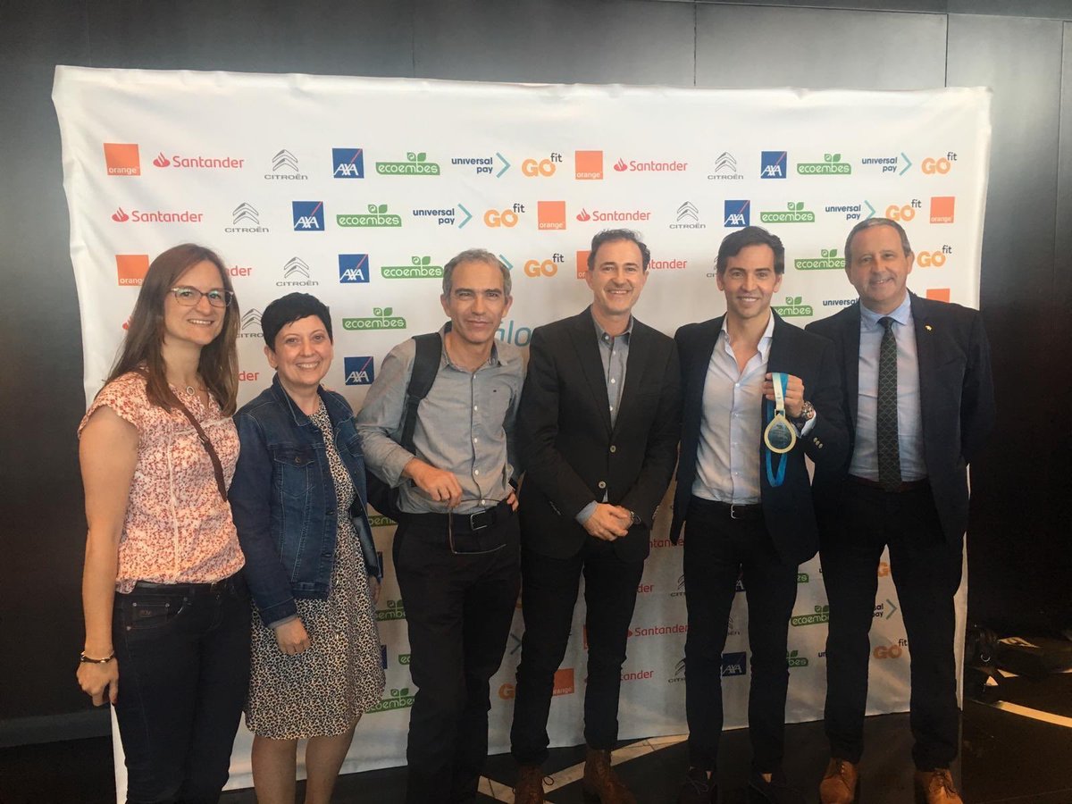 AXAopensurance's tweet photo. Esta semana hemos estado presentes en #DialogosqueImpulsan en Barcelona con la presencia de nuestro agente #Opensurance @MasteryAxa dando visibilidad a cómo asesoramos/protegemos a #startups👍

Gracias a  nuestro corresponsal #Opensurance en Cataluña @Sola2603 por la fotos 👍 📸 https://t.co/cPsuHG9aa6