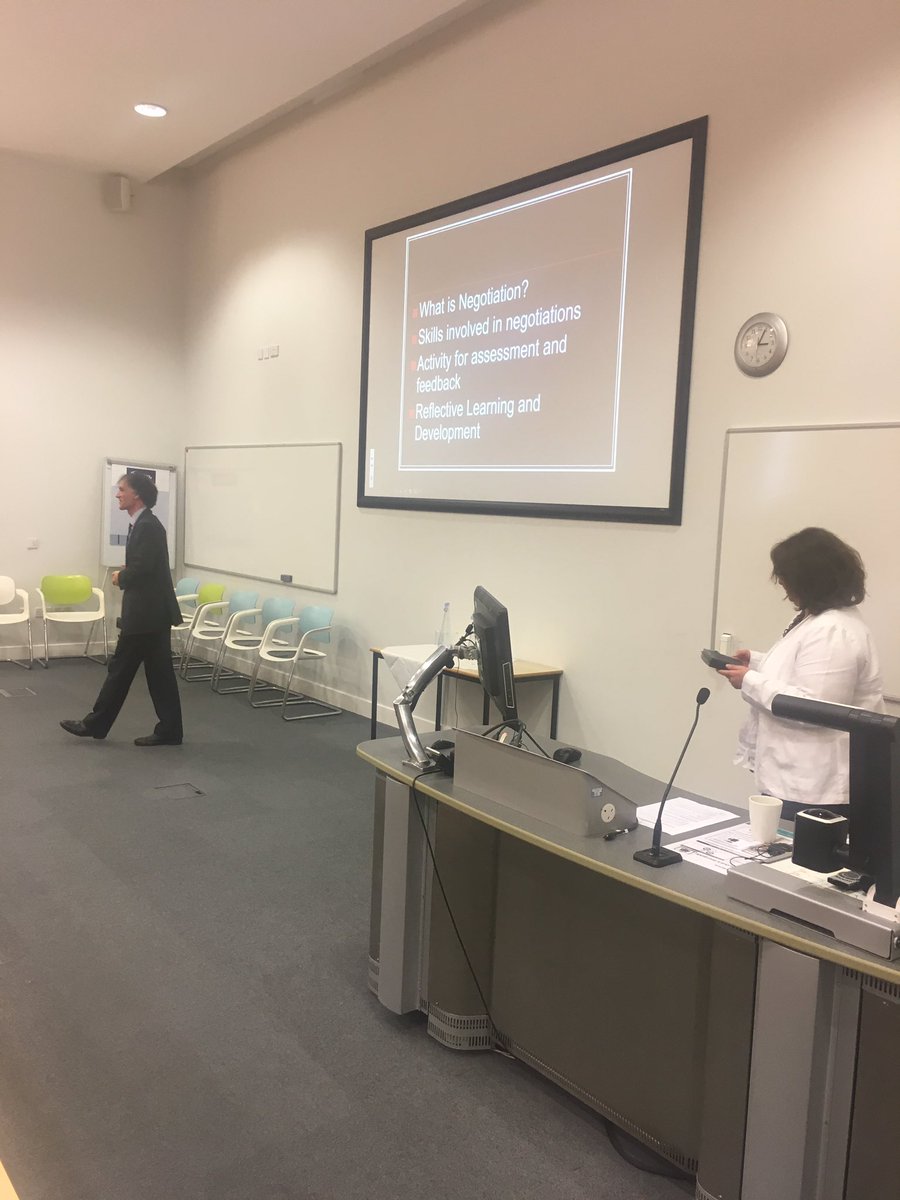 Andrew Noble and Anna Paraskevopoulou discussing negotiation techniques in learning and teaching at #FBLShowcase - great talk!