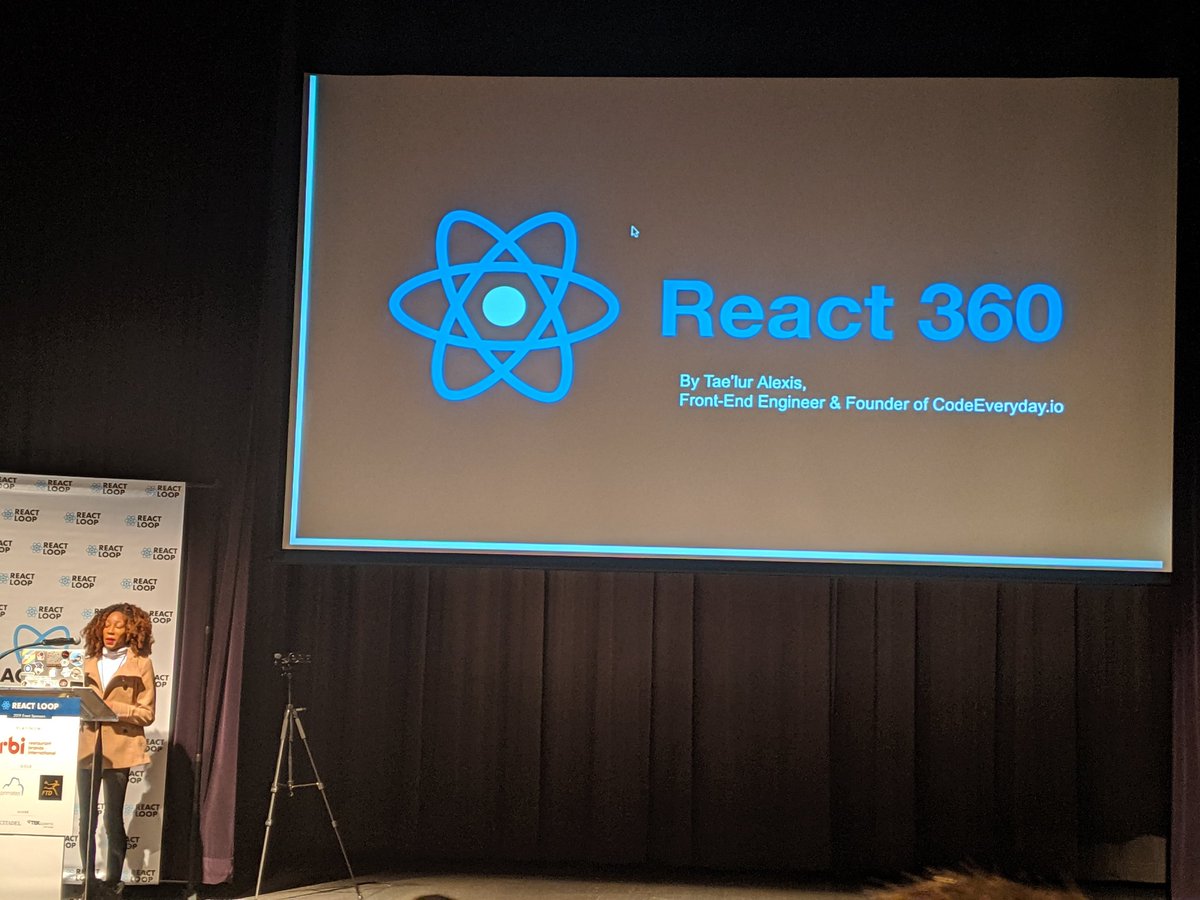 JoshuaKGoldberg's tweet image. IT&apos;S @TaelurAlexis TIME 🎆🎇 webvr! ReactVR! 

#ReactLoop19
