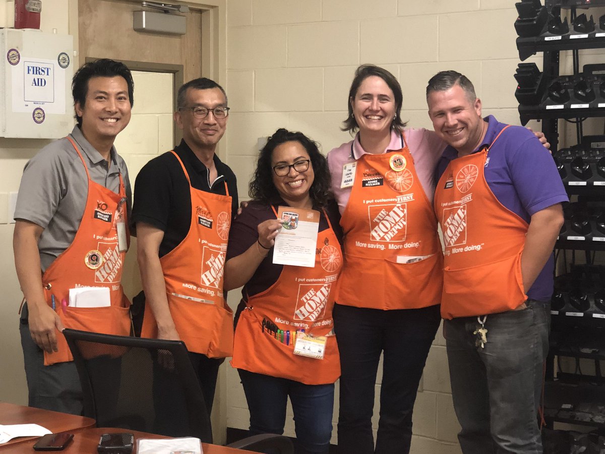 Congrats to D90 FES Jacqueline for excellent customer service and always supporting her peers!!!
@BrookeJ4648 <a href="/kattyniner/">kathy</a> @KoTHD4604 <a href="/Tiffany4604THD/">Tiffany</a> <a href="/Egreen_4604/">Eddie Green</a> @jacquel85590296