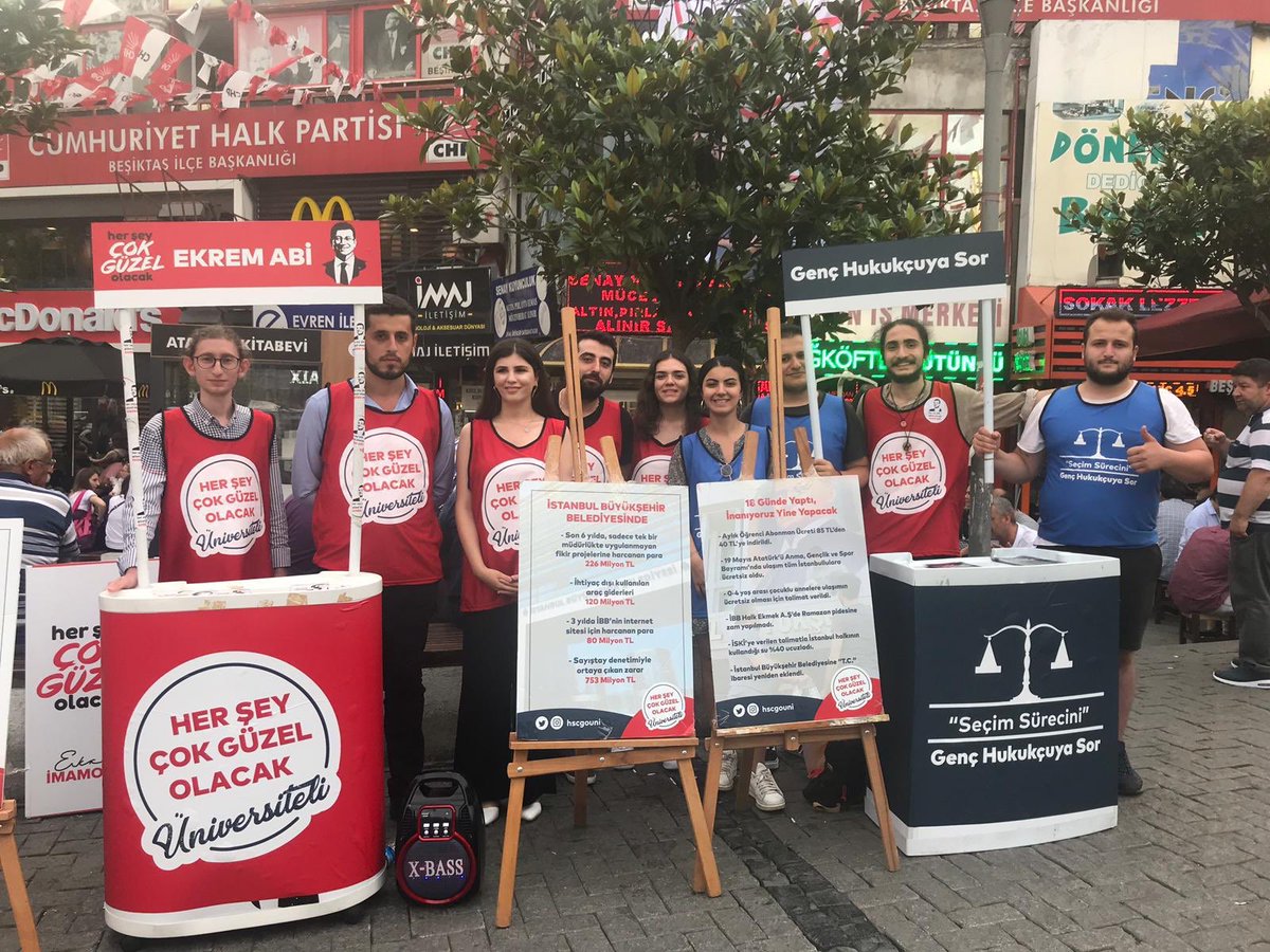 hscgouni's tweet photo. 12 Mayıs günü farklı üniversitelerden demokrasi yanlısı öğrenciler olarak yan yana gelerek başlattığımız kampanya çerçevesinde Beşiktaş Meydan’da son stant çalışmamızı gerçekleştirdik. #ekremimamoglu #imamoglu #herşeyçokgüzelolacak #teşekkürlerekremabi #ÜniversiteliEkremAbiDiyor https://t.co/SRrzGWzxo6