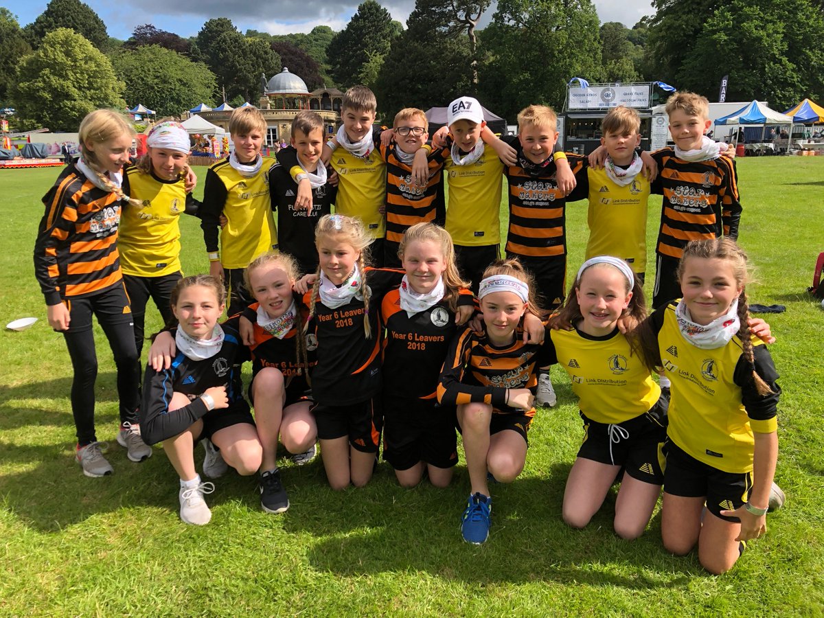 BaildonCE's tweet photo. What a fantastic day @DragonBoatsBrad festival!!  We are very proud of all our Year 6 pupils. Special congratulations to Baildon 1 boat who finished 1st in the primary section and 3rd overall!! Please enjoy the photographs taken by our Media Team.  #goteambaildon https://t.co/SxsKZzsq8c
