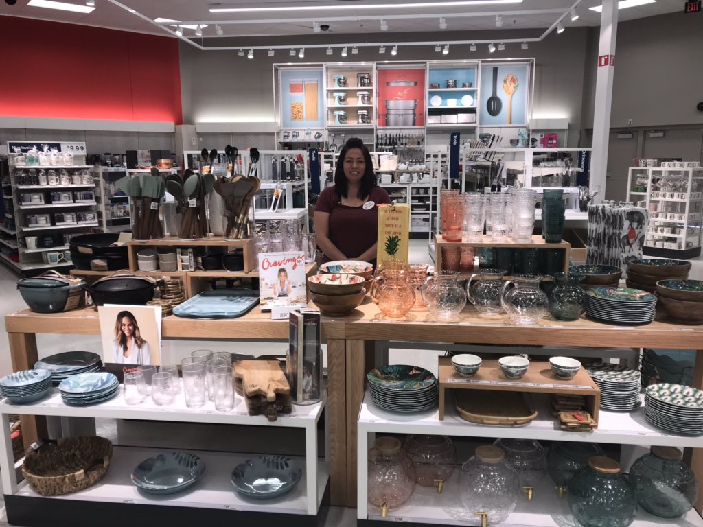 Renee Kynaston tweet media