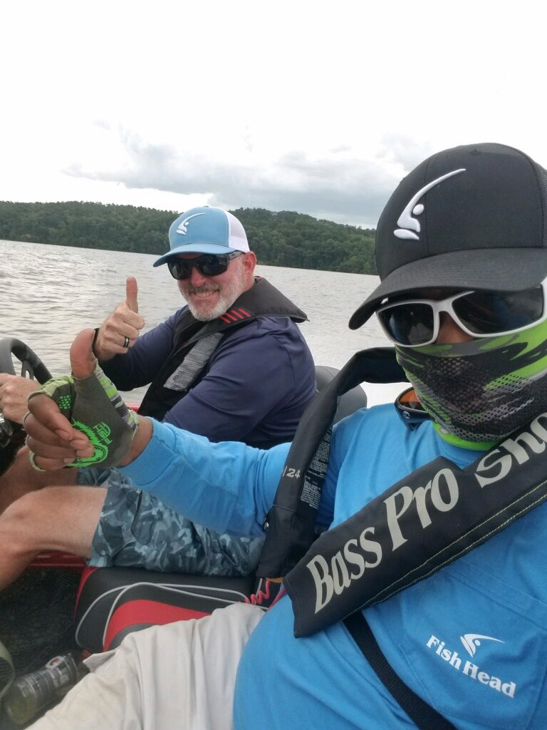 Kevin &amp; Jay getting it done in style! All Fish Head Everything!
#fishheadspin #fishing #bassfishing