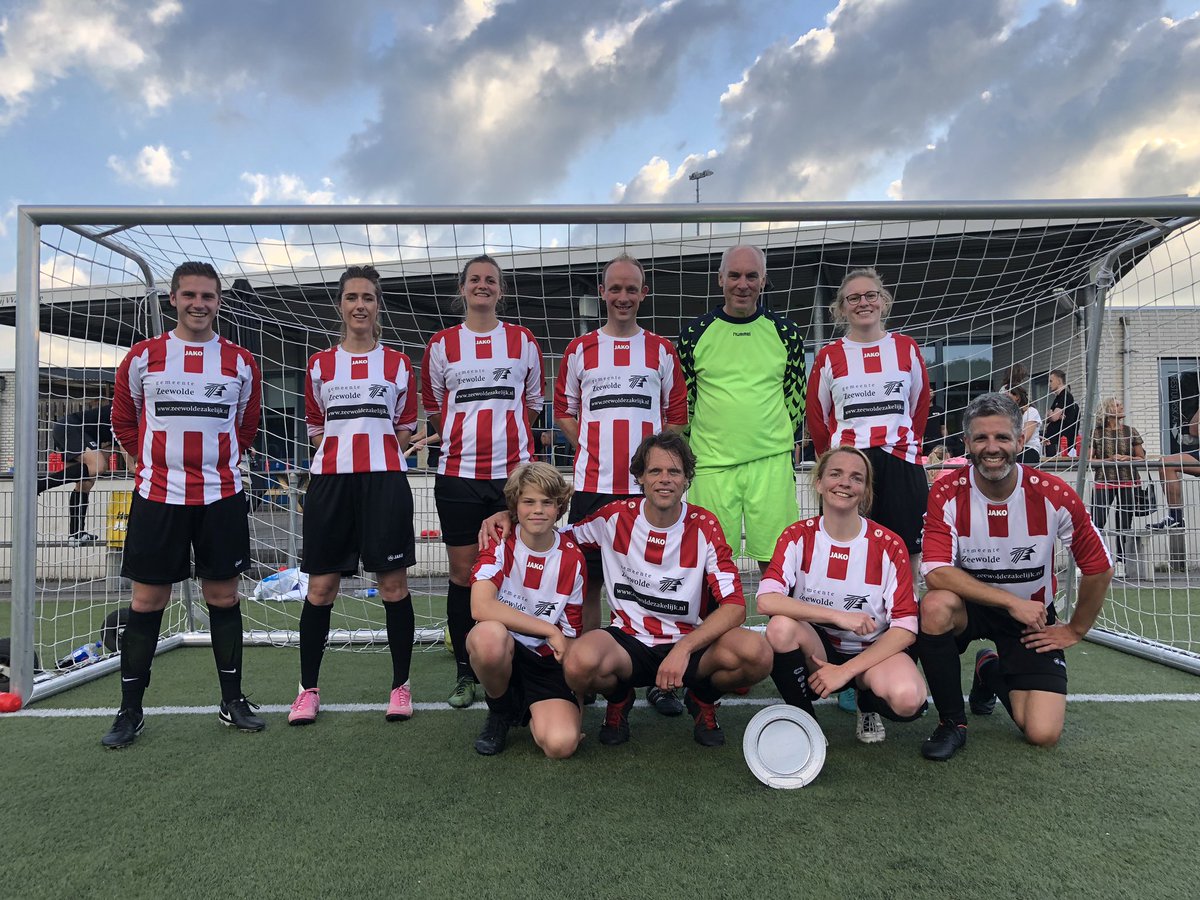 Kampioenen <a href="/gemzeewolde/">Gemeente Zeewolde</a> @LokoRunsIT #mkb365. Bedankt en tot volgend jaar, we komen onze titel verdedigen.
