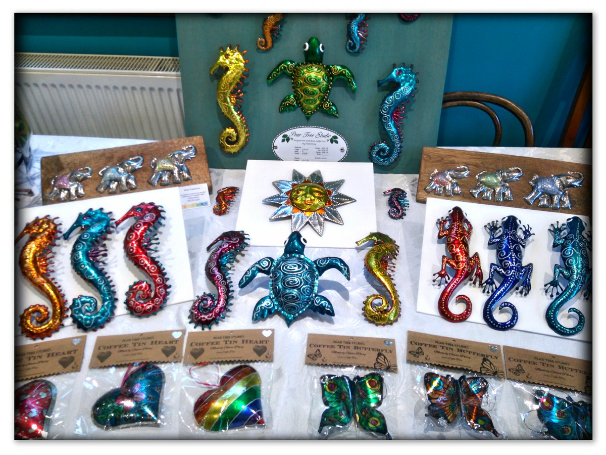 ArtClairePerry's tweet photo. Worthing Artists Open houses 2019. venue 32. 22-23 &amp; 29-30 June. 11am to 5pm. #art #waoh #photography #glassart #coffeetinart #metalwork #paintedwoodcuts #sculptures #Worthing #arttrial #venue32 #gifts #handmade #prints https://t.co/9Dhu5YCYYc