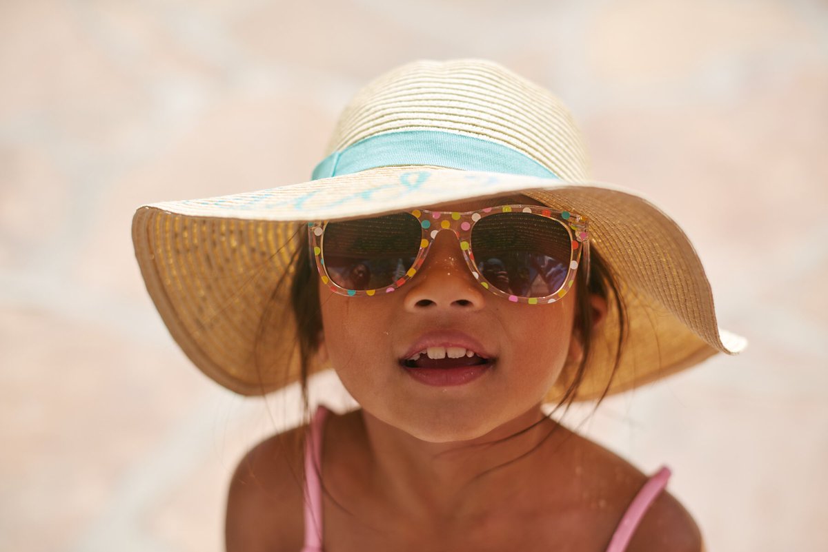 We’re gonna need a couple virgin piña coladas, stat. 🍍 #weekendvibes