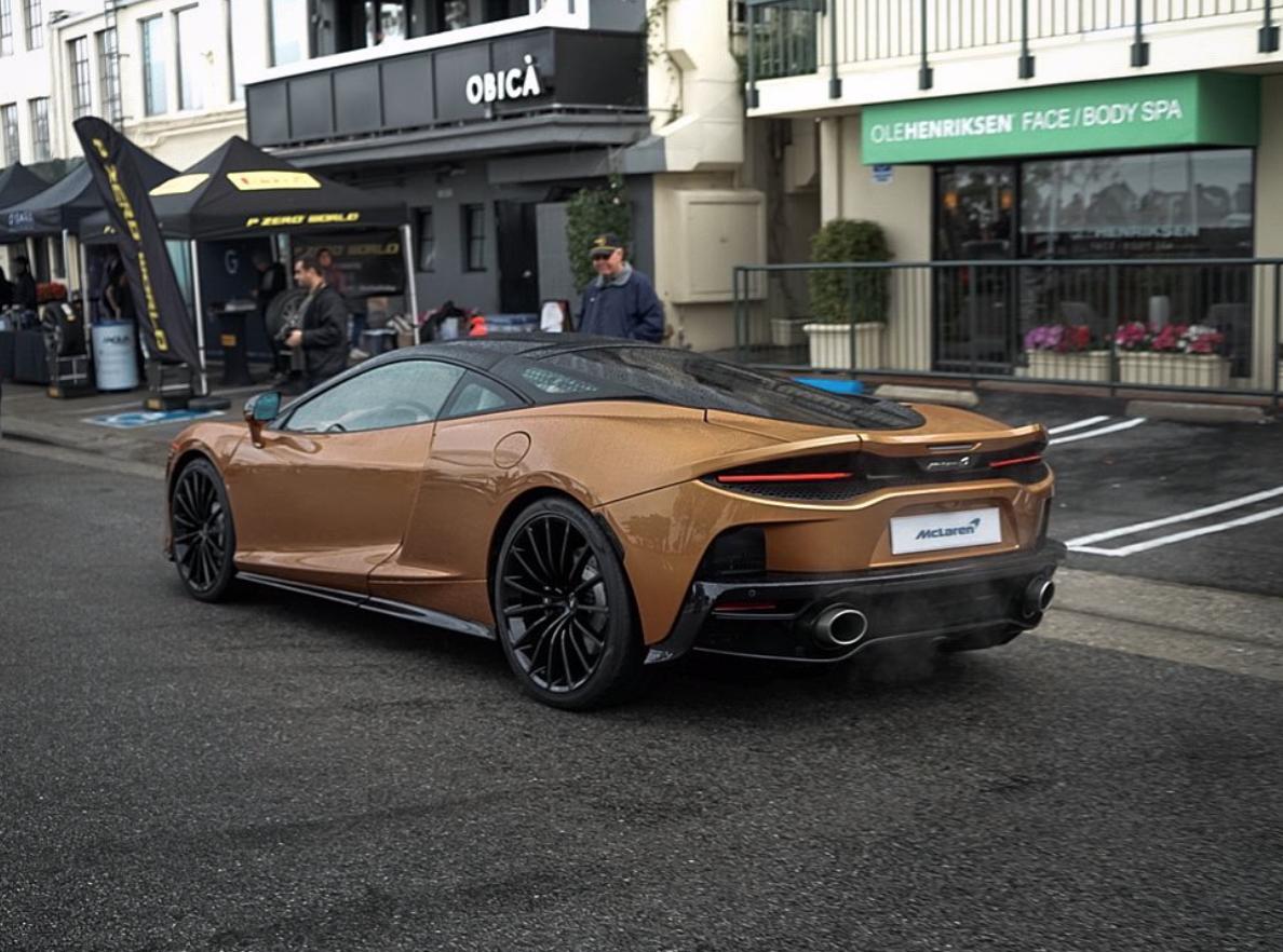 Those summer days #atthePlaza.