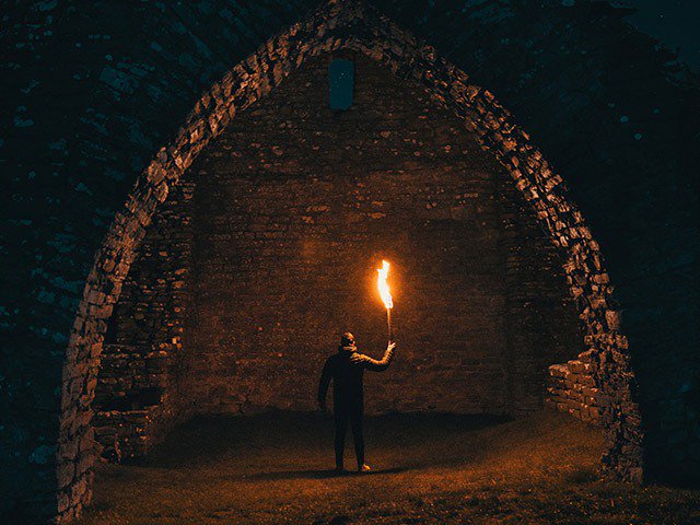 LEKKER ACTIEF - Ben jij een kei in #samenwerken en zoek je een spannende uitdaging met je #collega's of #vriendinnen? Dan zit je helemaal goed bij de #Escaperoom [esc] in #Amsterdam! Durf jij het aan en weet jij op #tijd te #ontsnappen? Voor info: bit.ly/2KpicD2