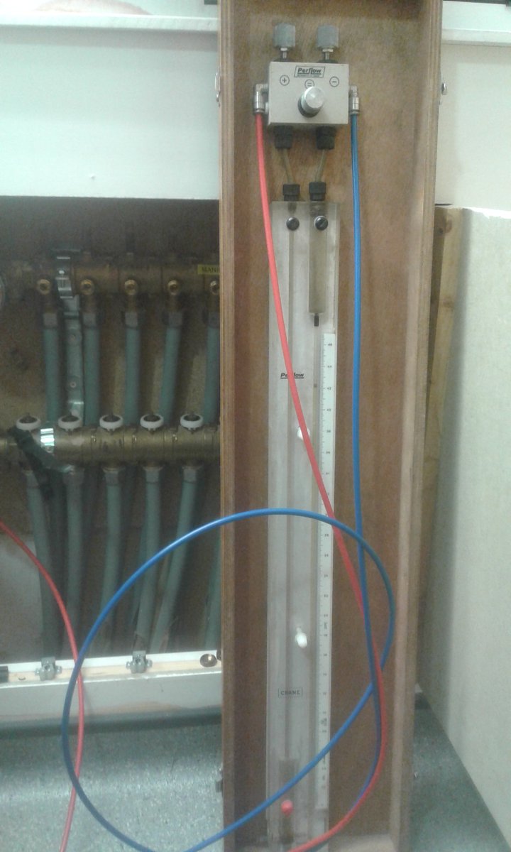 EvansMaint's tweet photo. We're going way back in time using our vintage Perflow manometer to rectify heating  flowrate issues at a clinic. 

The only true method of resolving flow rate problems against design rates is to measure them and balance the system

#Wrexham #nwalestweets #chestertweets #Chester https://t.co/ybyVaZ5vV0