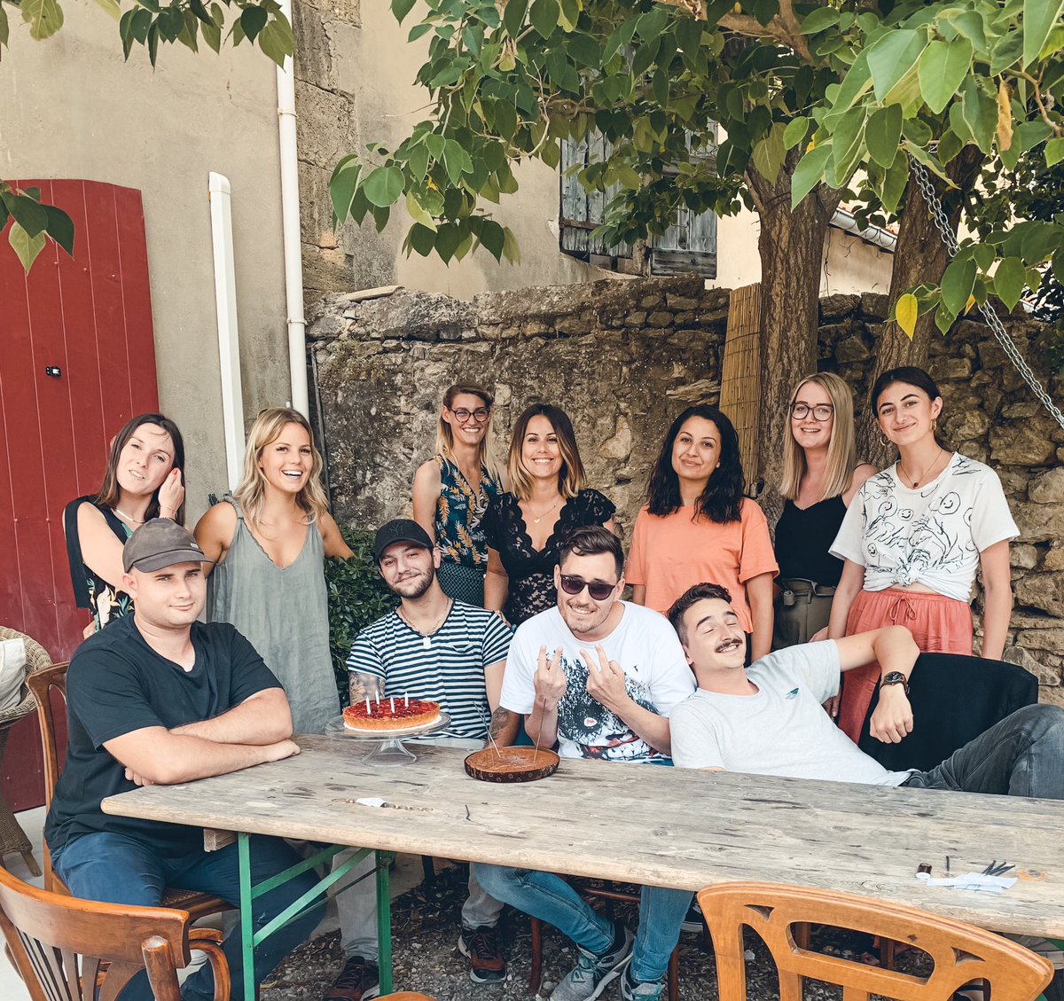 pbconsultingfr's tweet photo. Happy birthday Eric ! Nous avons le meilleur illustrateur ❤️😍 #pbcteam https://t.co/sCAEHUeDHz